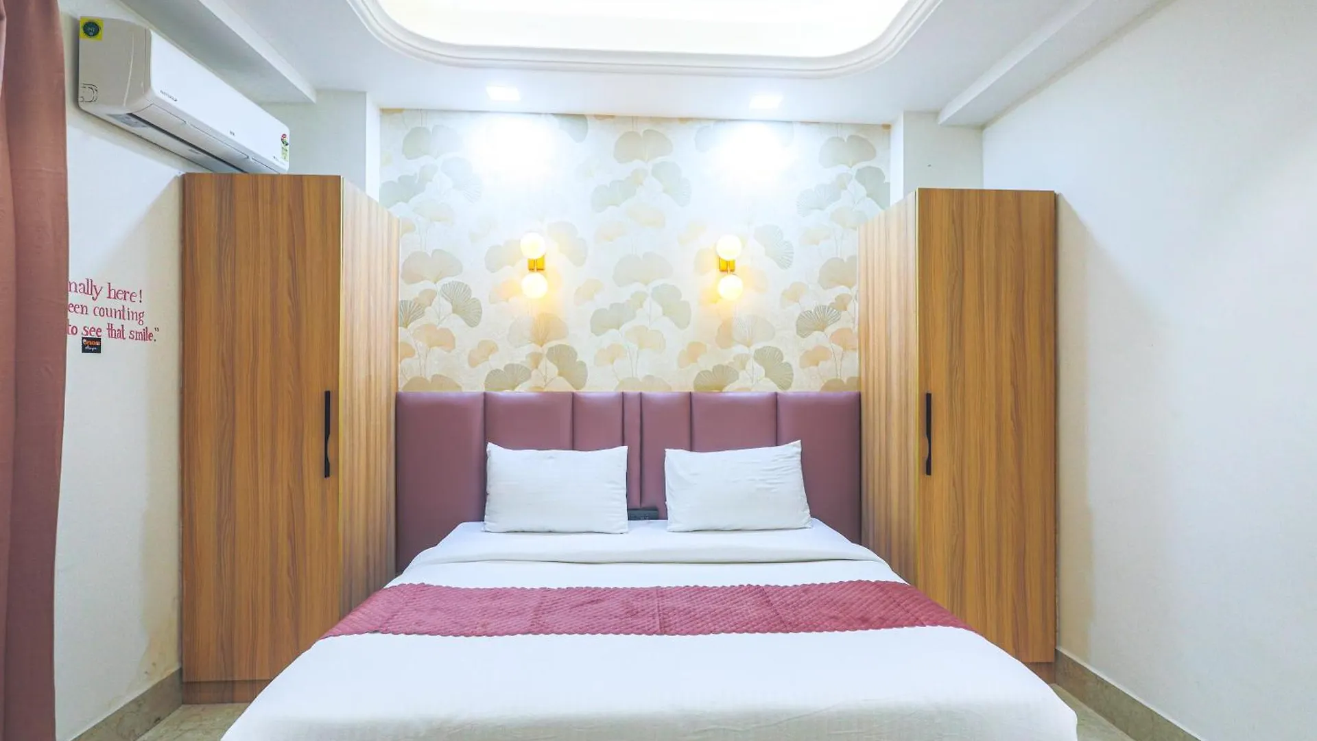 Hotel Orsom Stays Sassy Sector 53 Gurgaon
