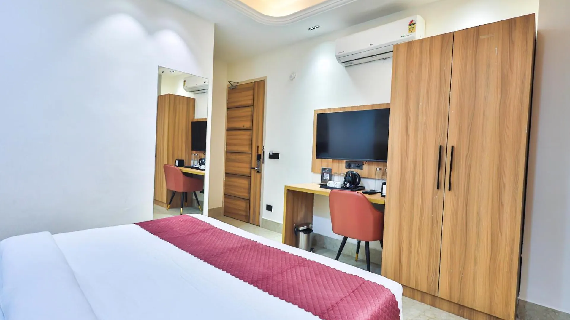 Orsom Stays Sassy Sector 53 Gurgaon