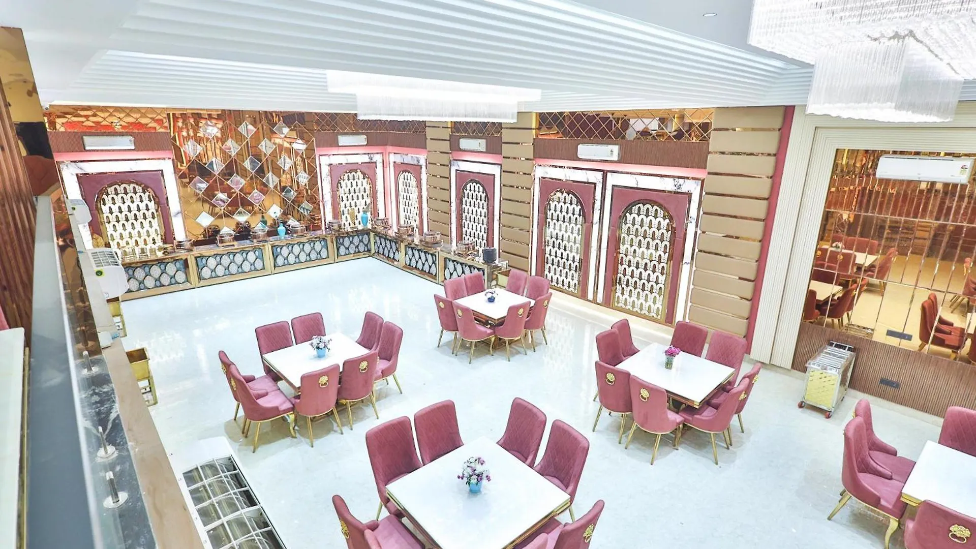 Hotel Orsom Stays Sassy Sector 53 Gurgaon